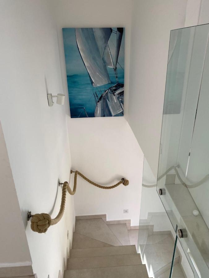 Amazing Galeb In * Murter